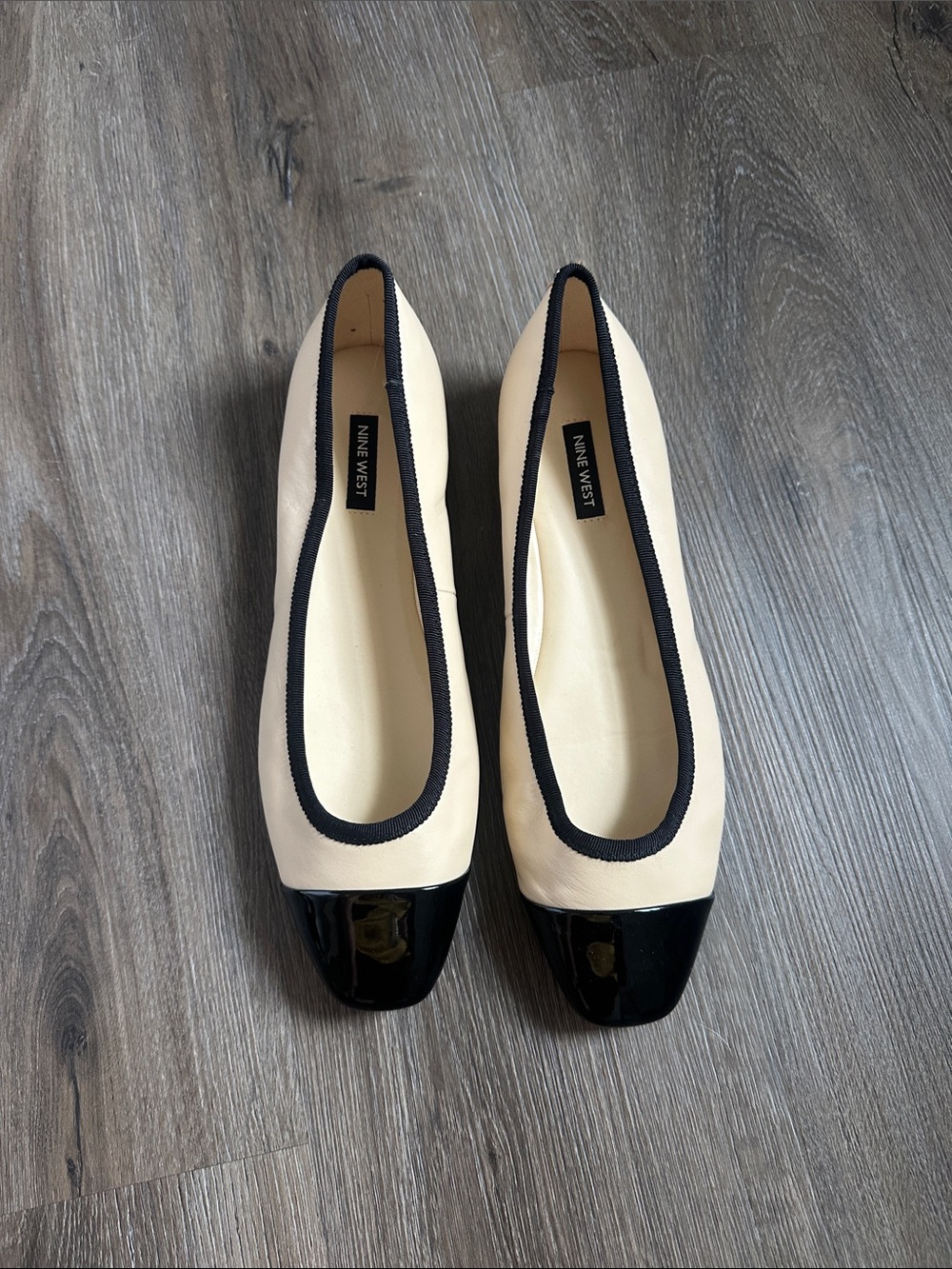 Nine West Women's Cream and Black Ballet Flats size 10